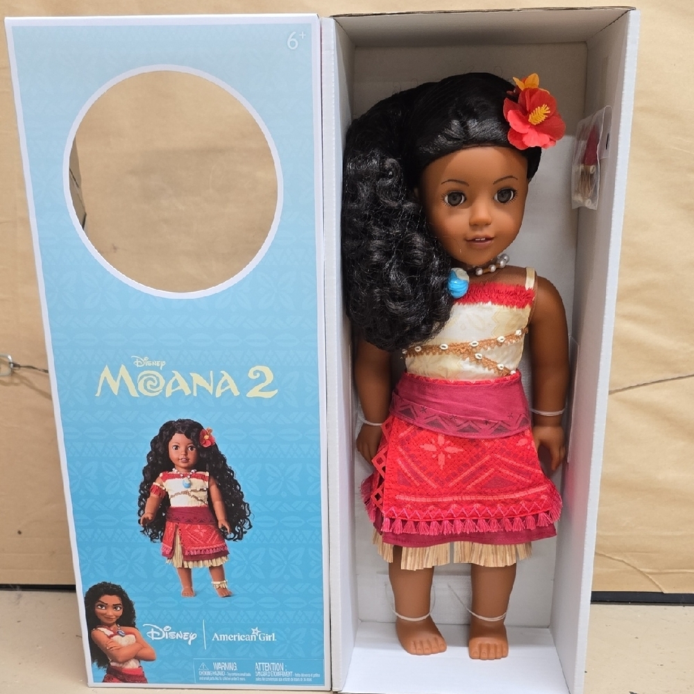 American Girl Moana 18" Doll with Acessories New In Box